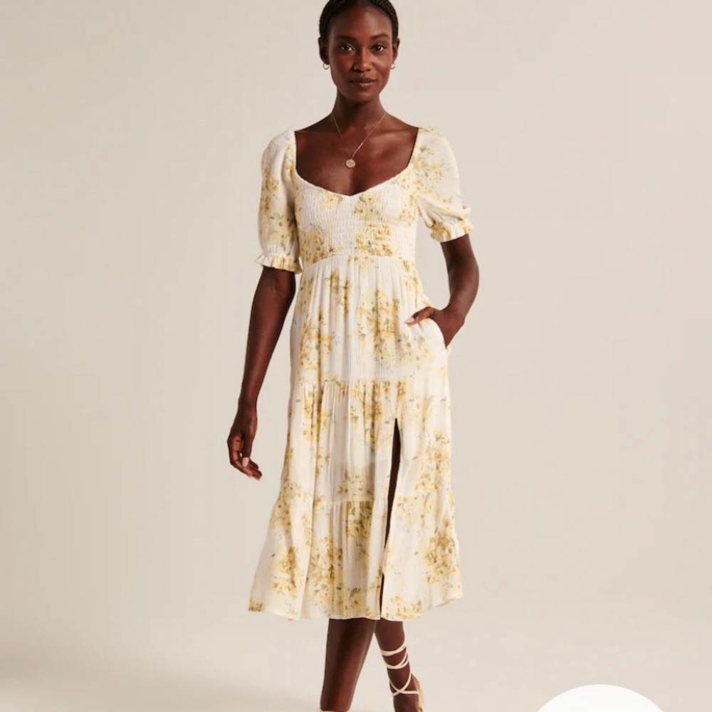 Abercrombie And Fitch Short-Sleeve Smocked Midi Dress Petite XS